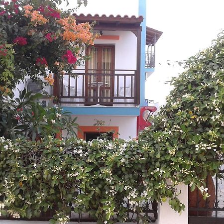 Creta Mar-Gio Aparthotel Малиа Екстериор снимка
