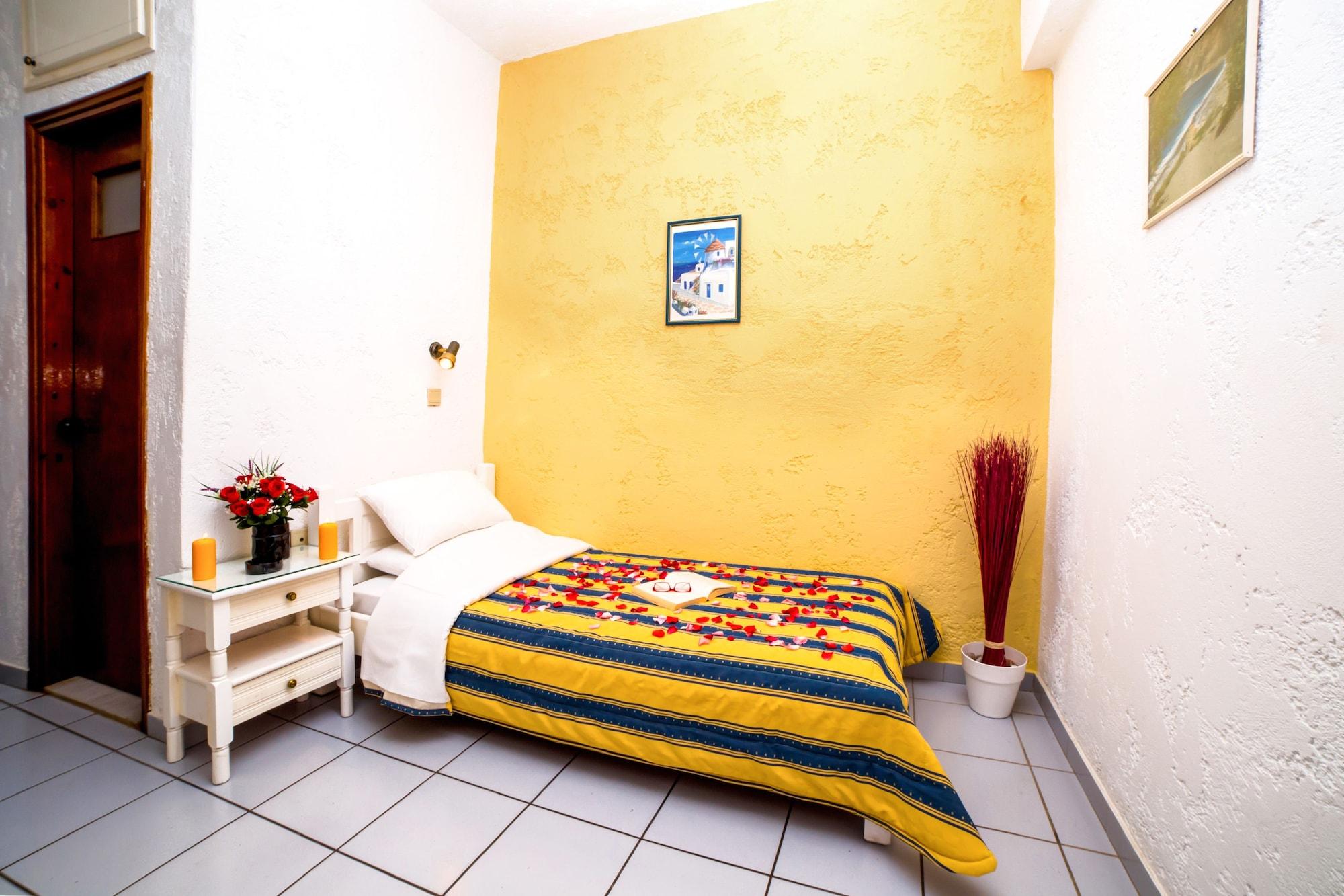 Creta Mar-Gio Aparthotel Малиа Екстериор снимка