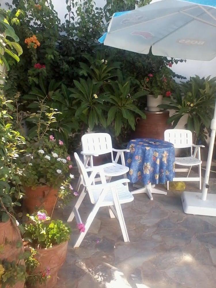 Creta Mar-Gio Aparthotel Малиа Екстериор снимка