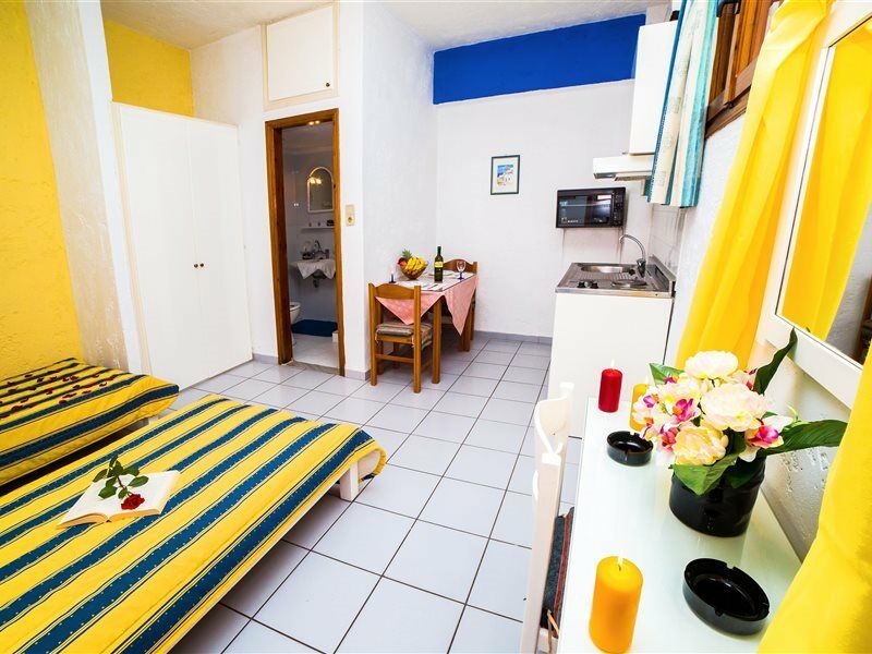Creta Mar-Gio Aparthotel Малиа Екстериор снимка